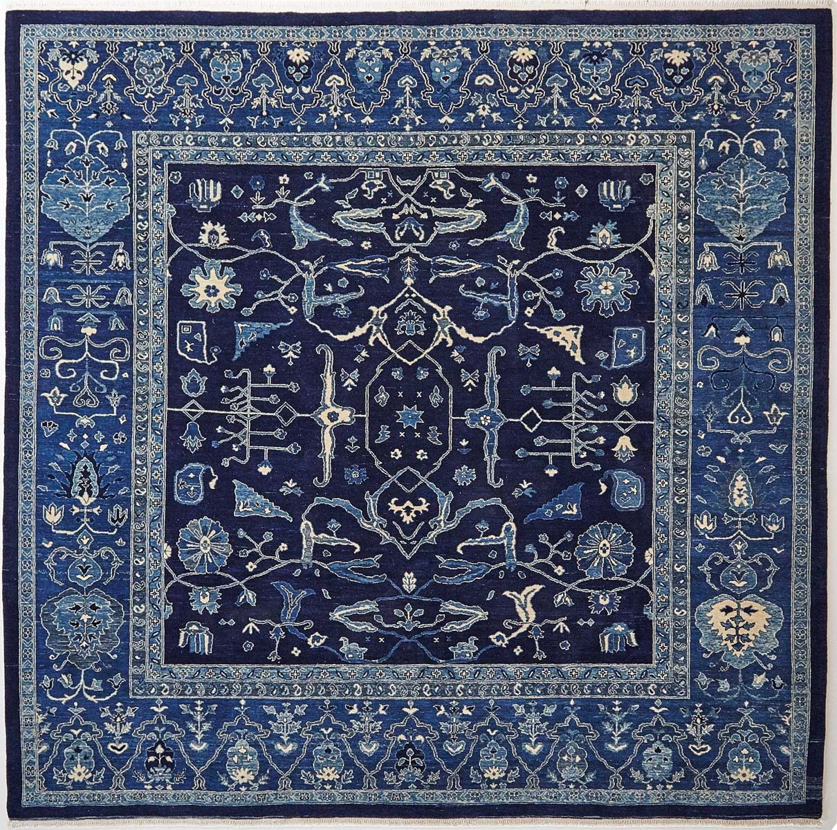 Uschak 231x220