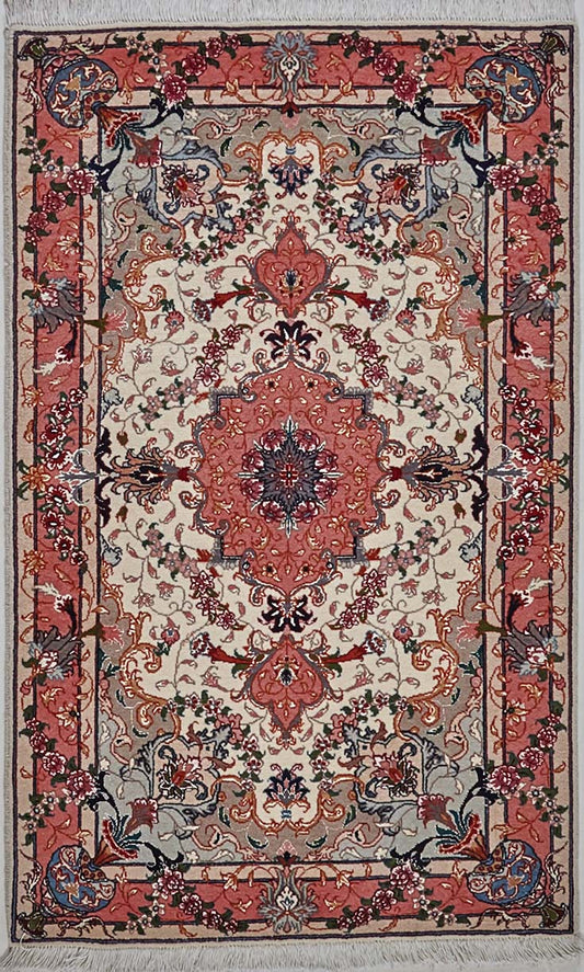 Täbriz    122x77
