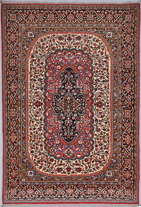 Ghom    165x106