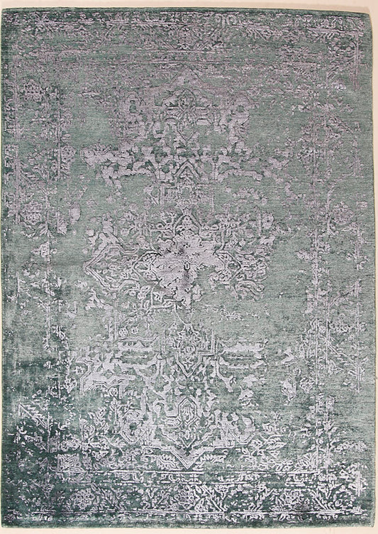 Dara Jade    207x149