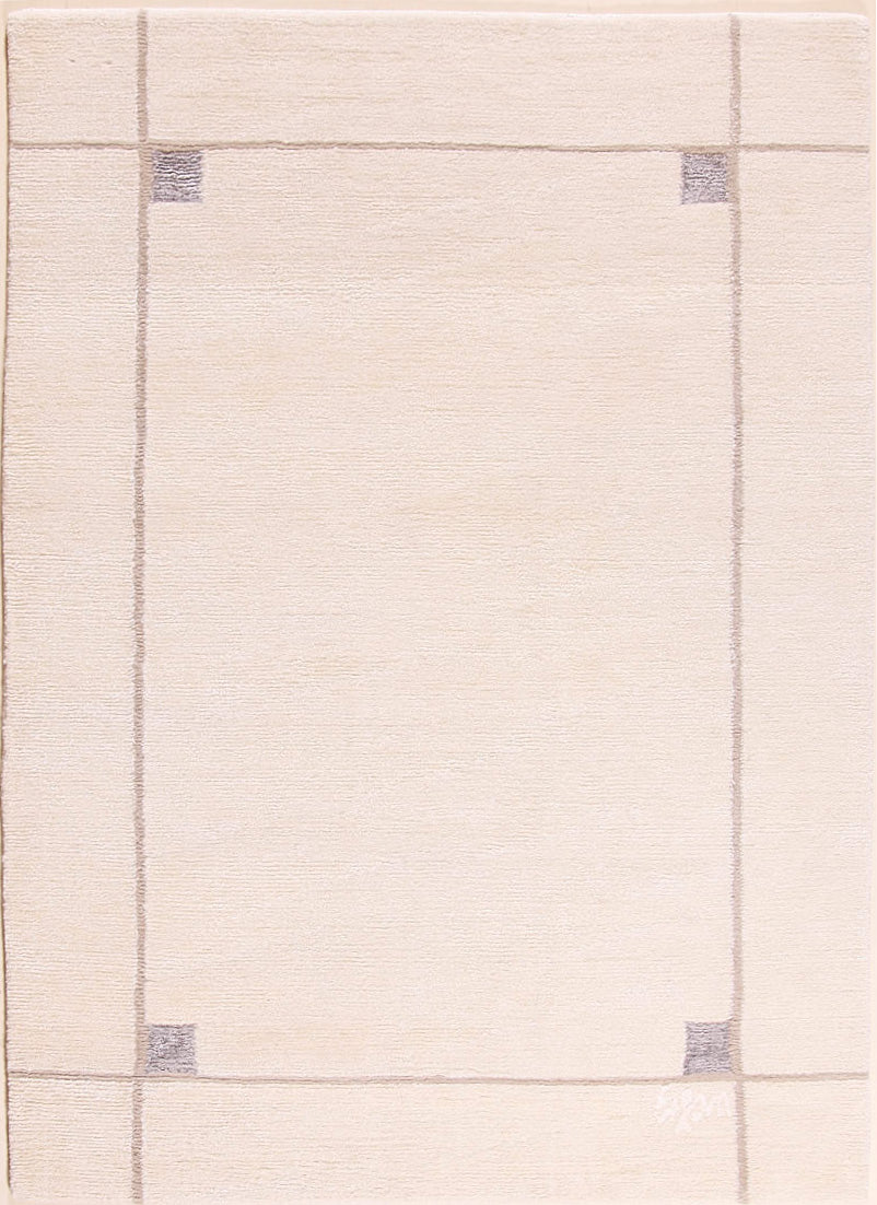 Lambi White    194x142
