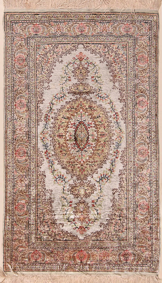 Hereke Seide    114x68