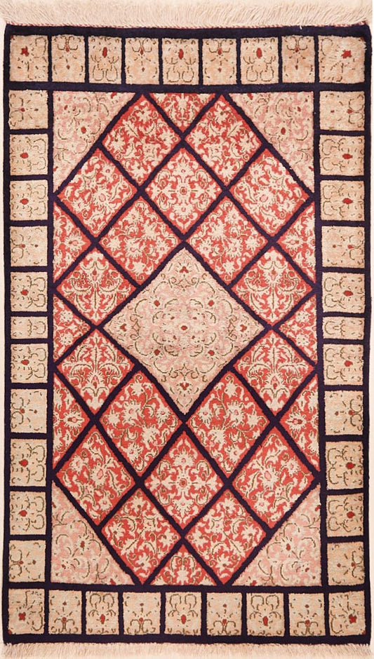 Ghom Seide    53x48