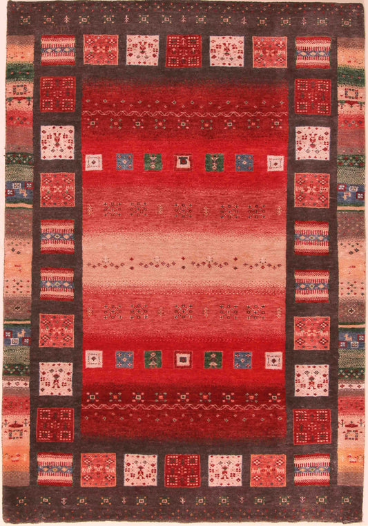 Lori  Arabesque    303x242