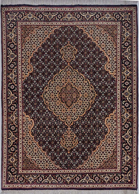 Tabriz Mahi 142x103